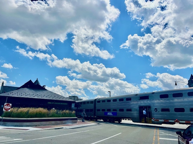 151 W Wing Street #601, Arlington Heights, IL 60005