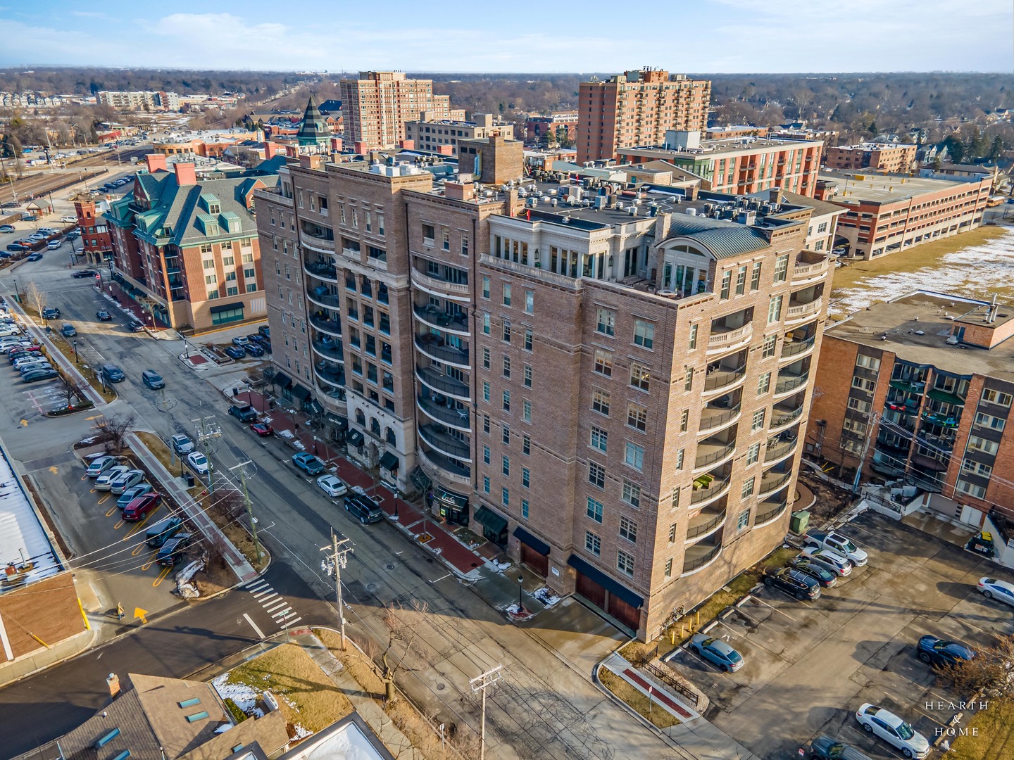 151 W Wing Street #601, Arlington Heights, IL 60005