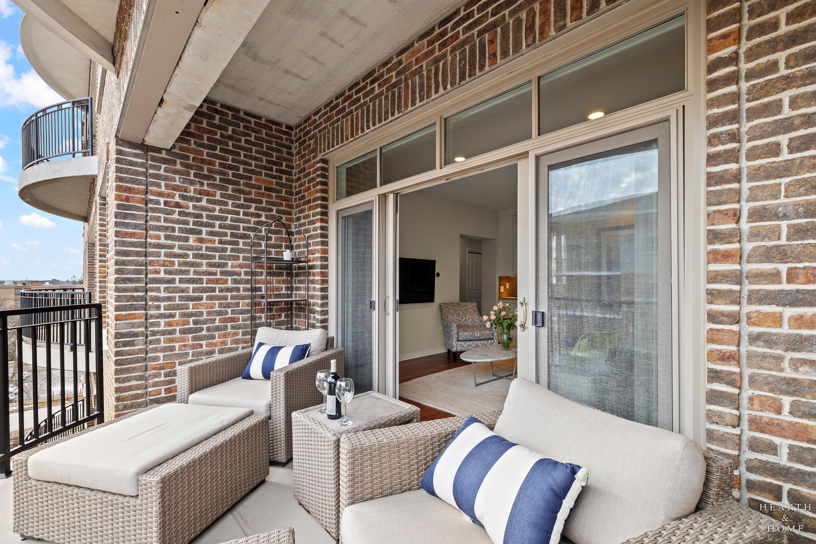 151 W Wing Street #601, Arlington Heights, IL 60005