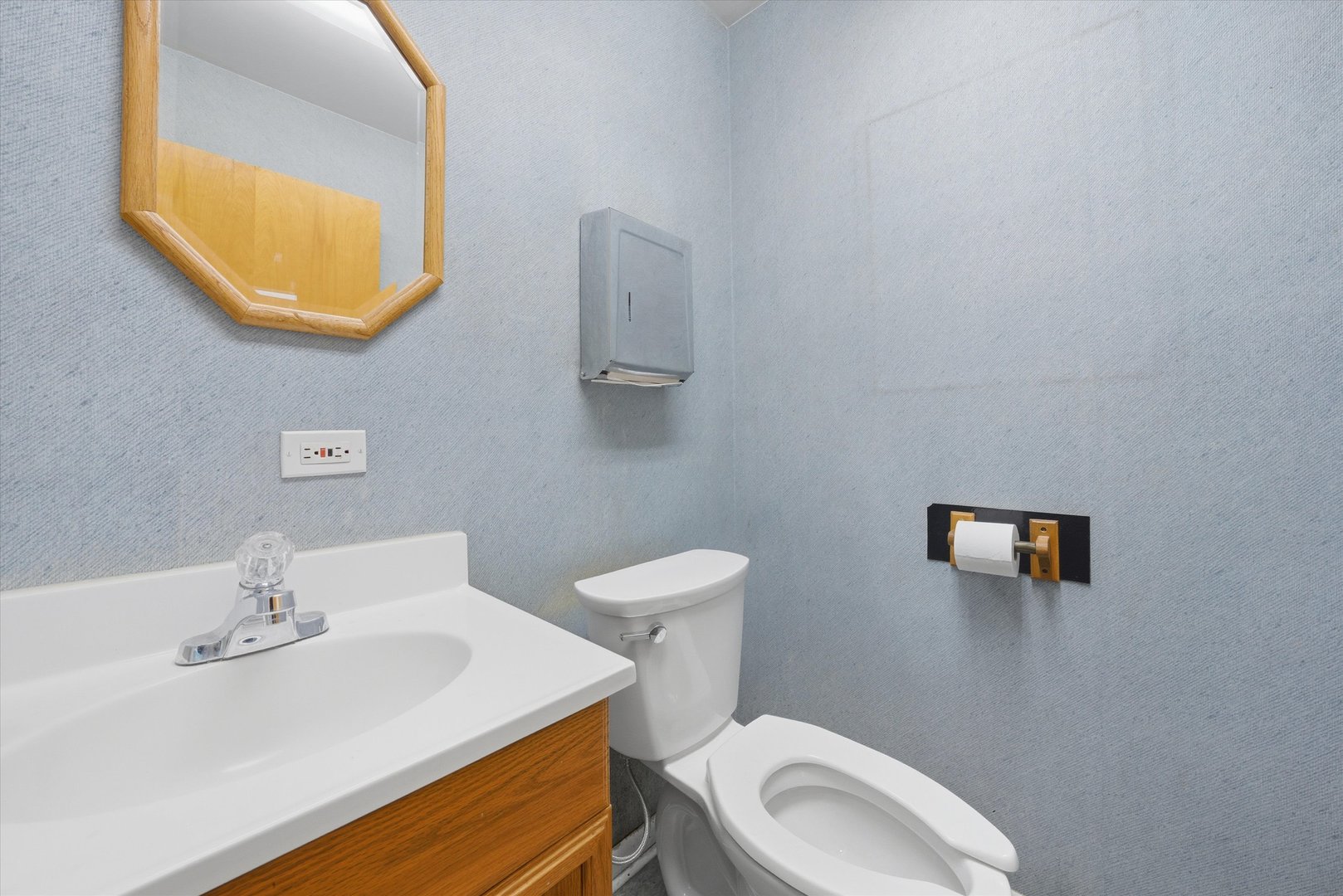 1816 170th Street, Hazel Crest, IL 60429