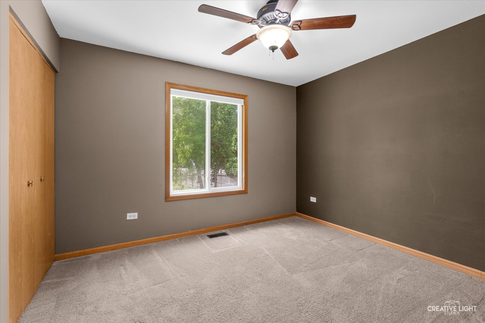 1606 Lake Holiday Drive, Sandwich, IL 60548