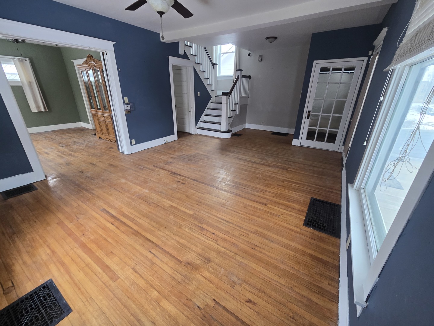 25 E Roosevelt Street, Freeport, IL 61032