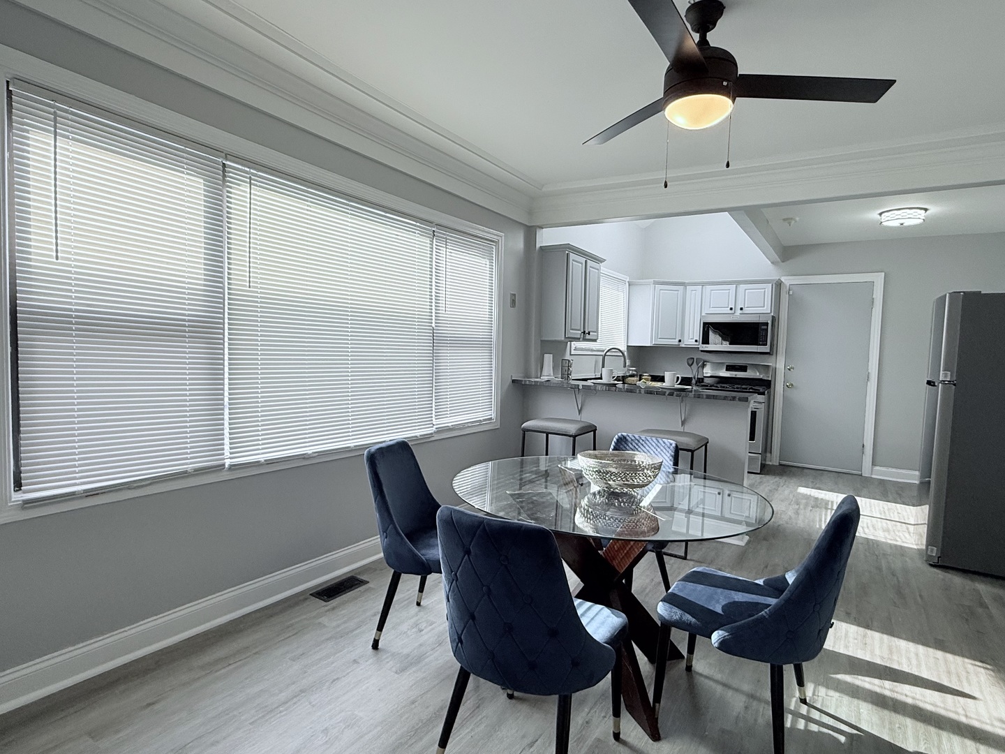 11248 S PARNELL Avenue, Chicago, IL 60628