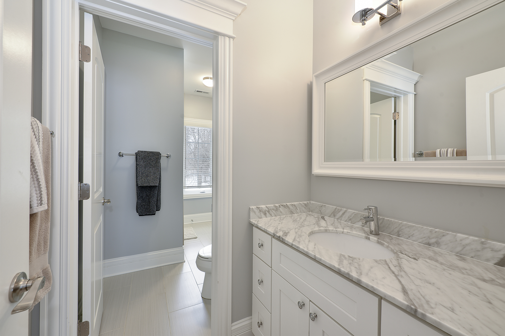 1481 W Winnetka Street, Palatine, IL 60067