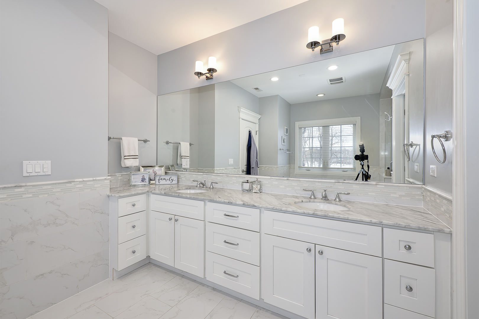 1481 W Winnetka Street, Palatine, IL 60067