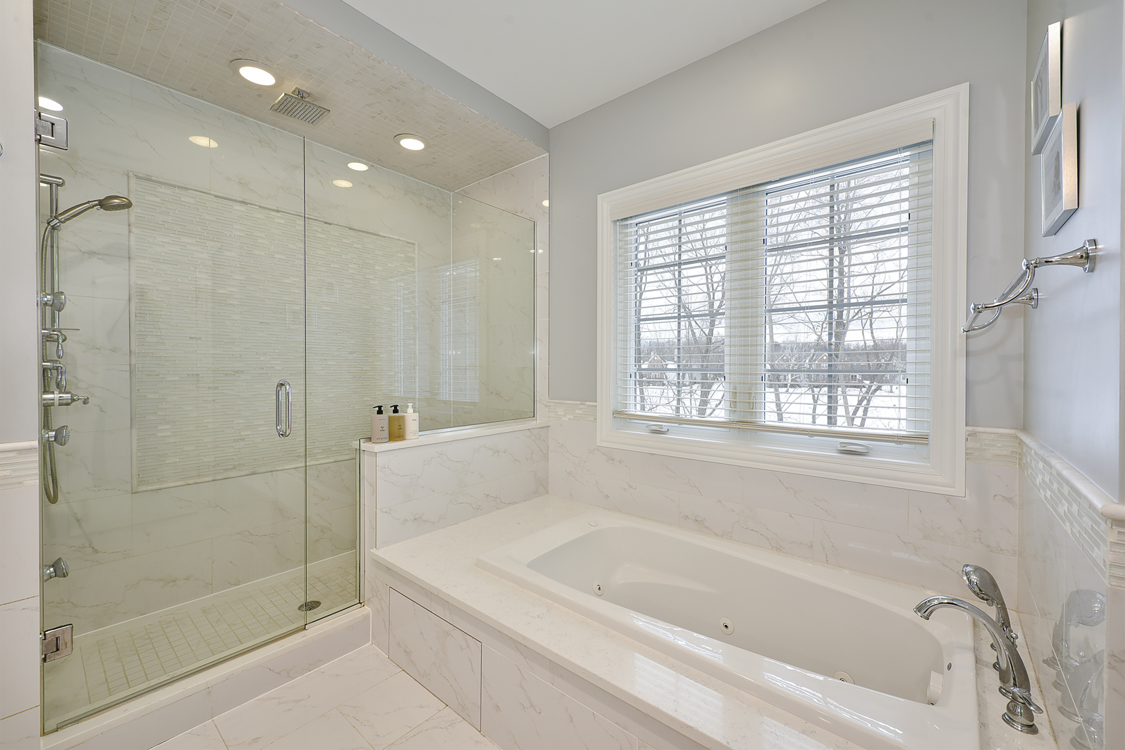 1481 W Winnetka Street, Palatine, IL 60067