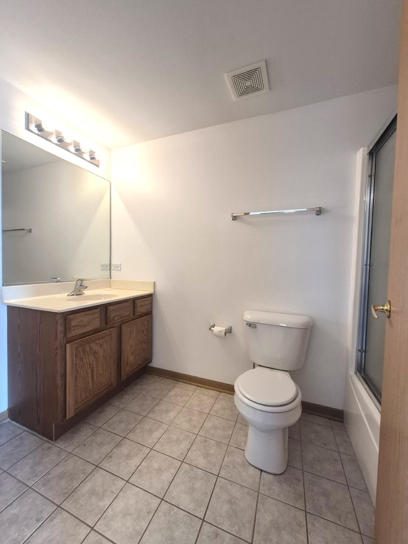 16610 Liberty Circle #1N, Orland Park, IL 60467