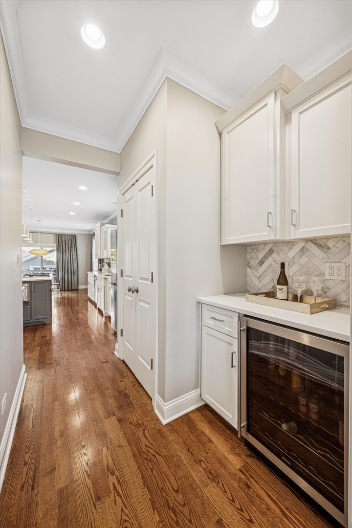 3900 Forest Avenue, Western Springs, IL 60558