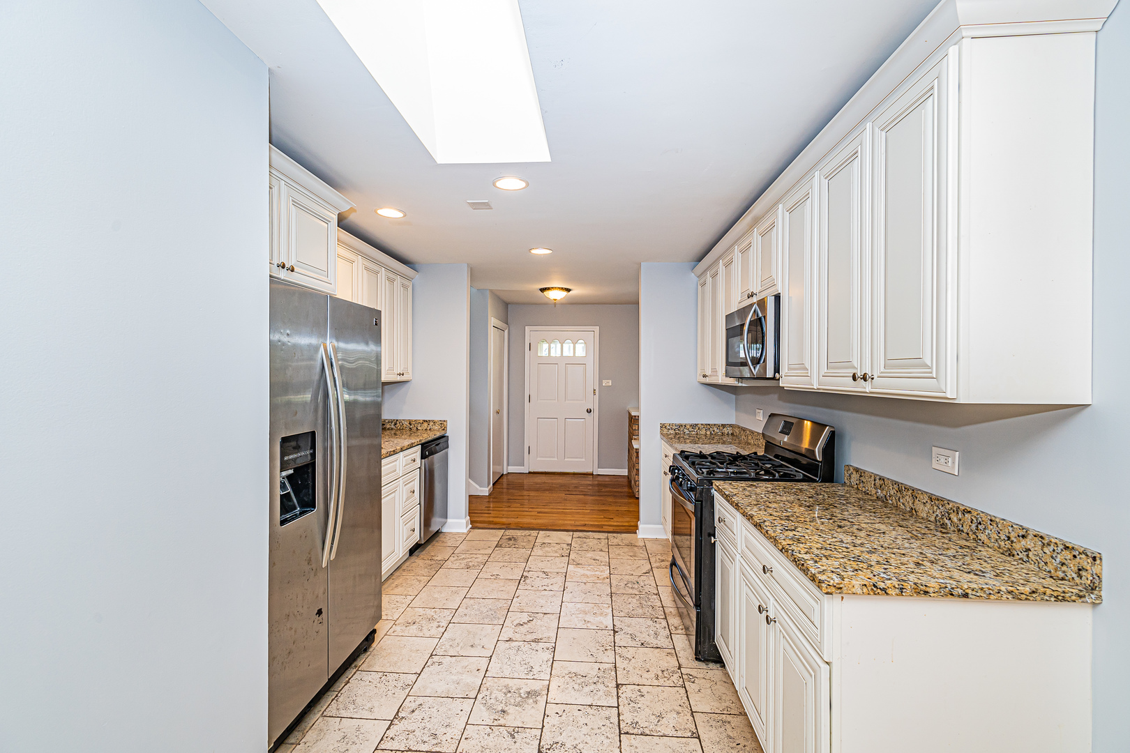 1767 E Cree Lane, Mount Prospect, IL 60056