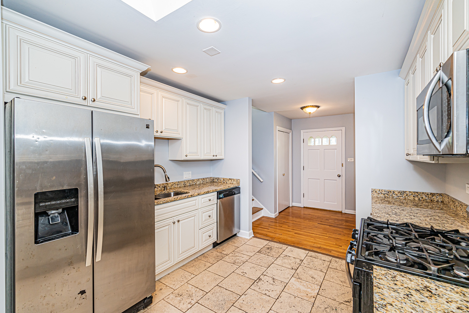 1767 E Cree Lane, Mount Prospect, IL 60056