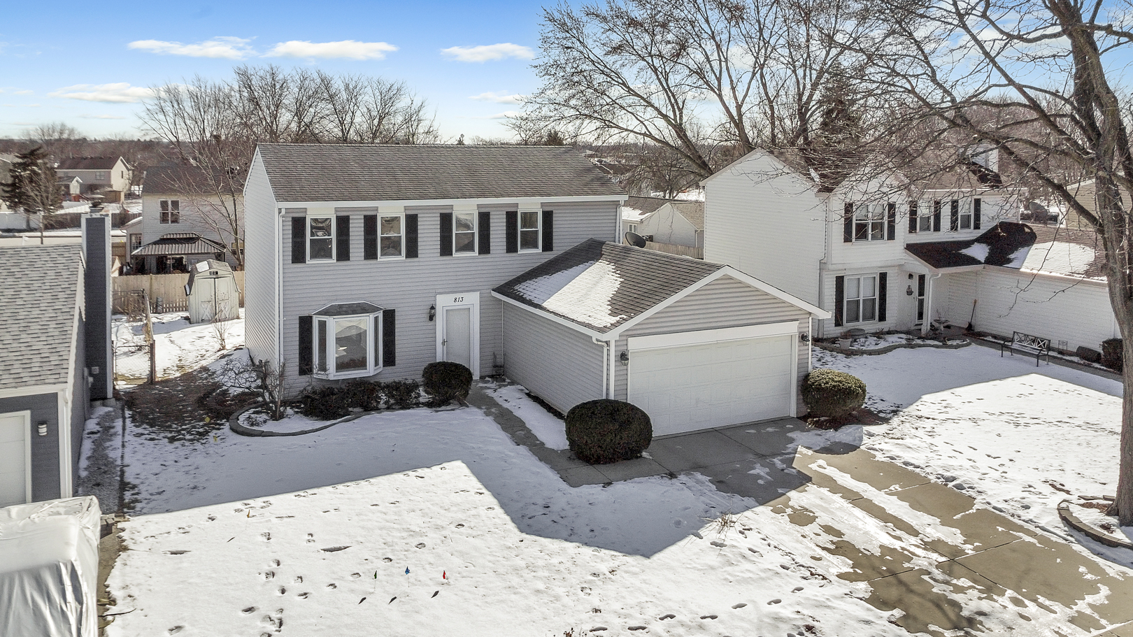 813 Kansas Street, Carol Stream, IL 60188