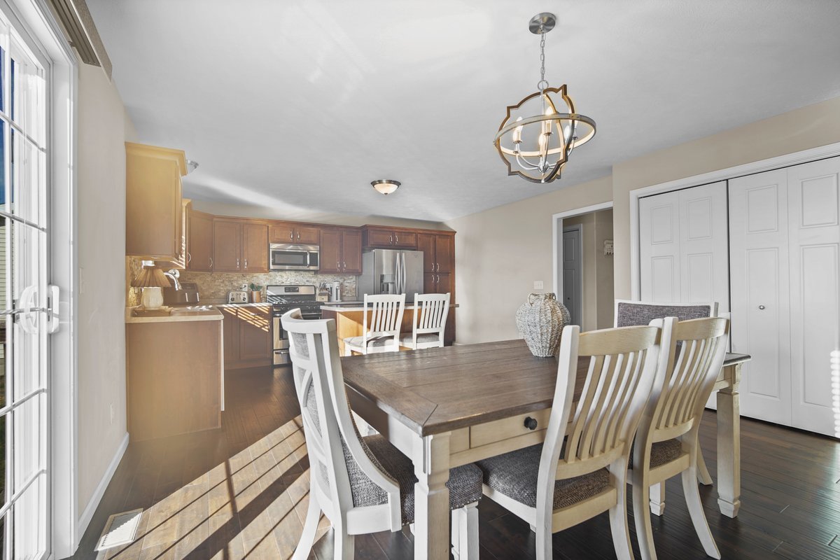 2311 Wirsing Way, Bloomington, IL 61704