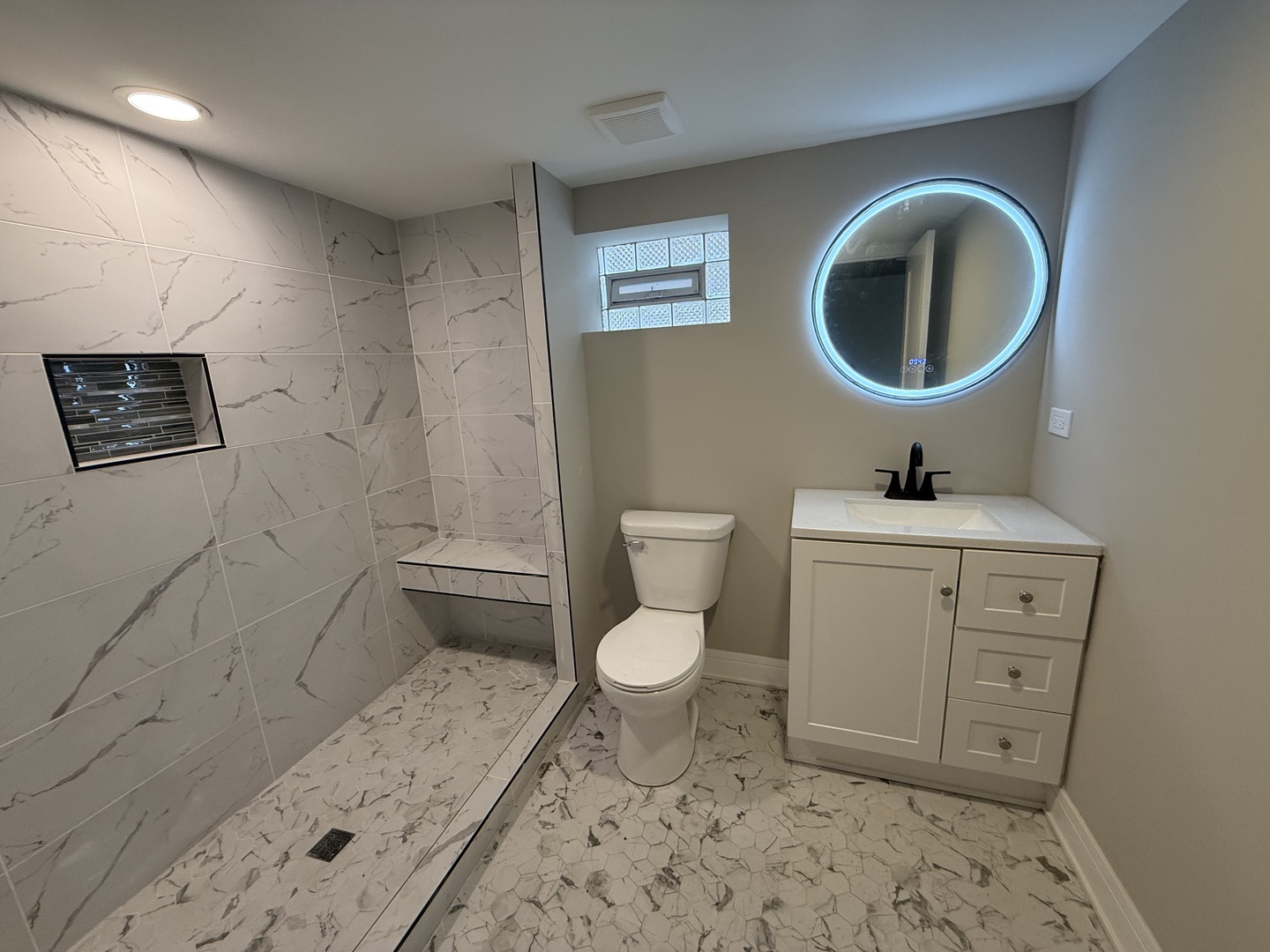 10531 S Morgan Street, Chicago, IL 60643