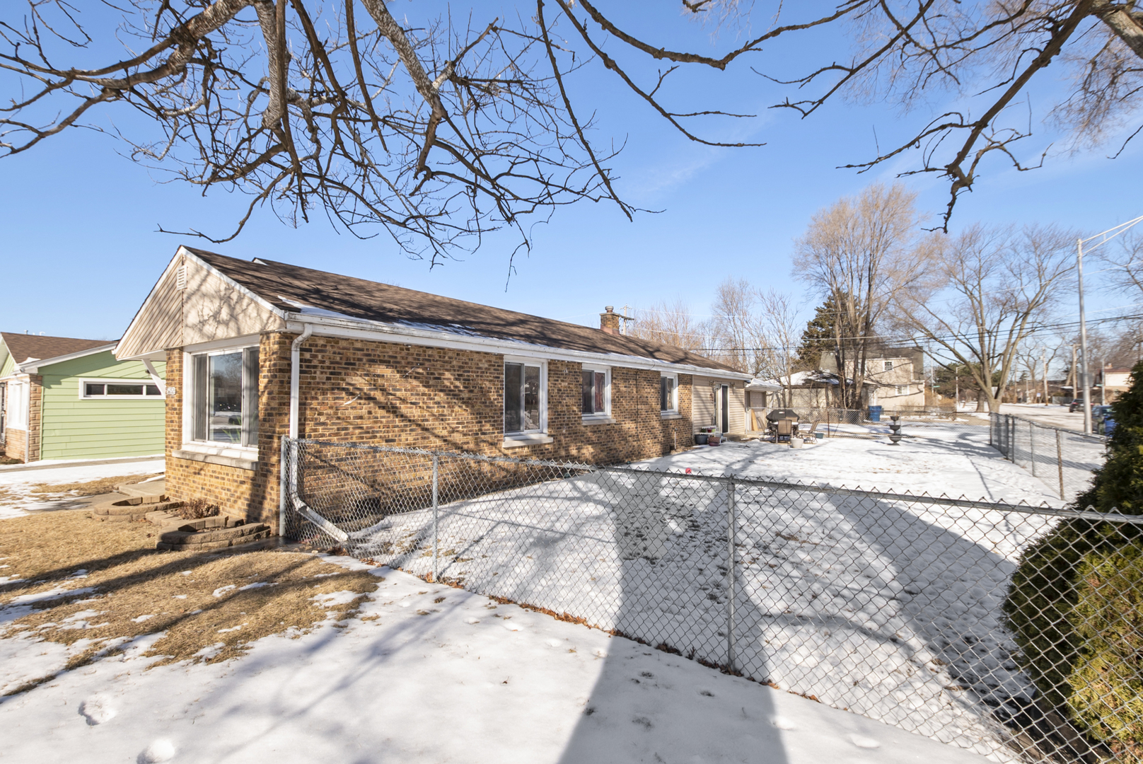 5252 W 89th Street, Oak Lawn, IL 60453