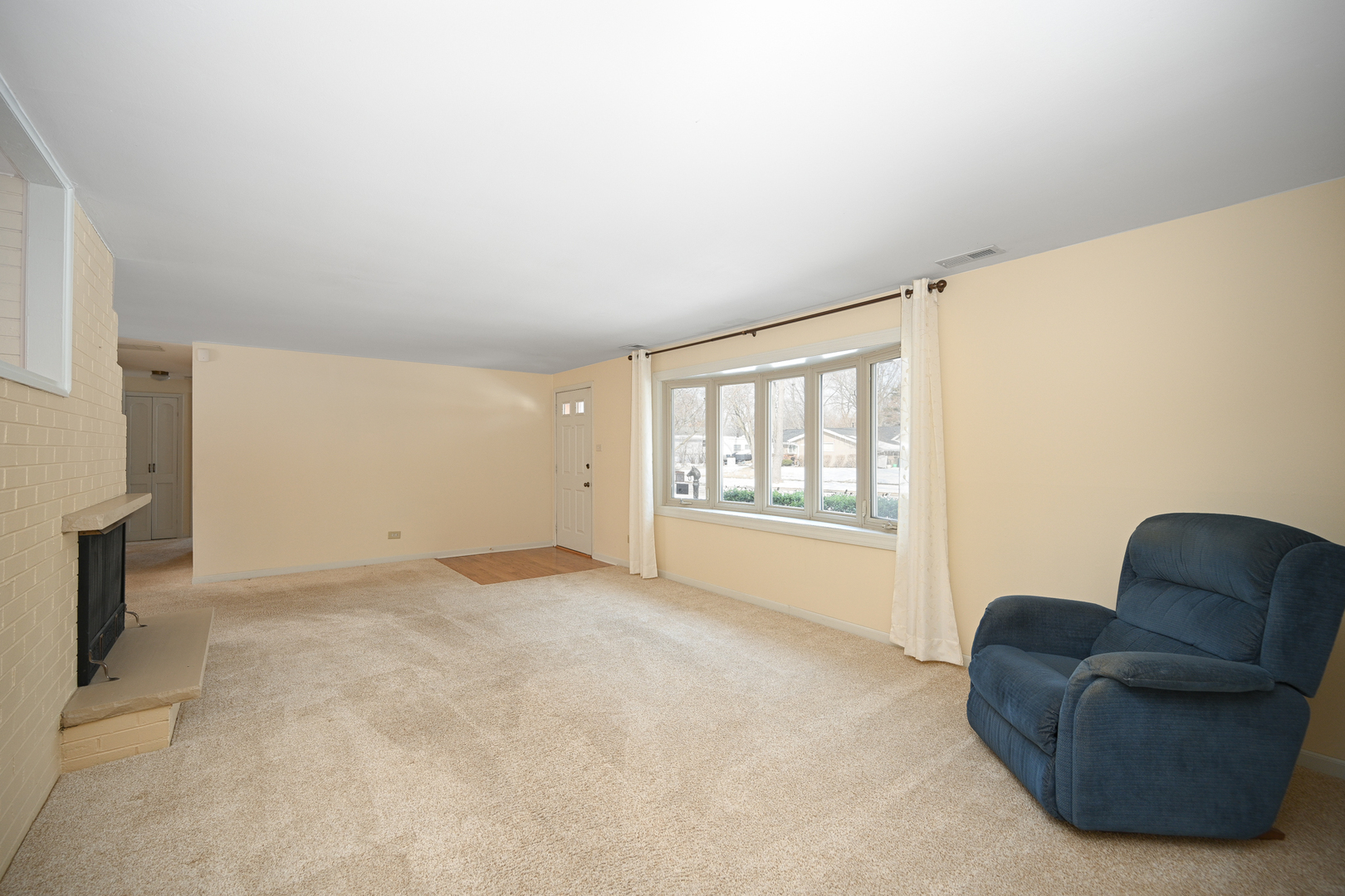 1727 Warwick Lane, Schaumburg, IL 60193