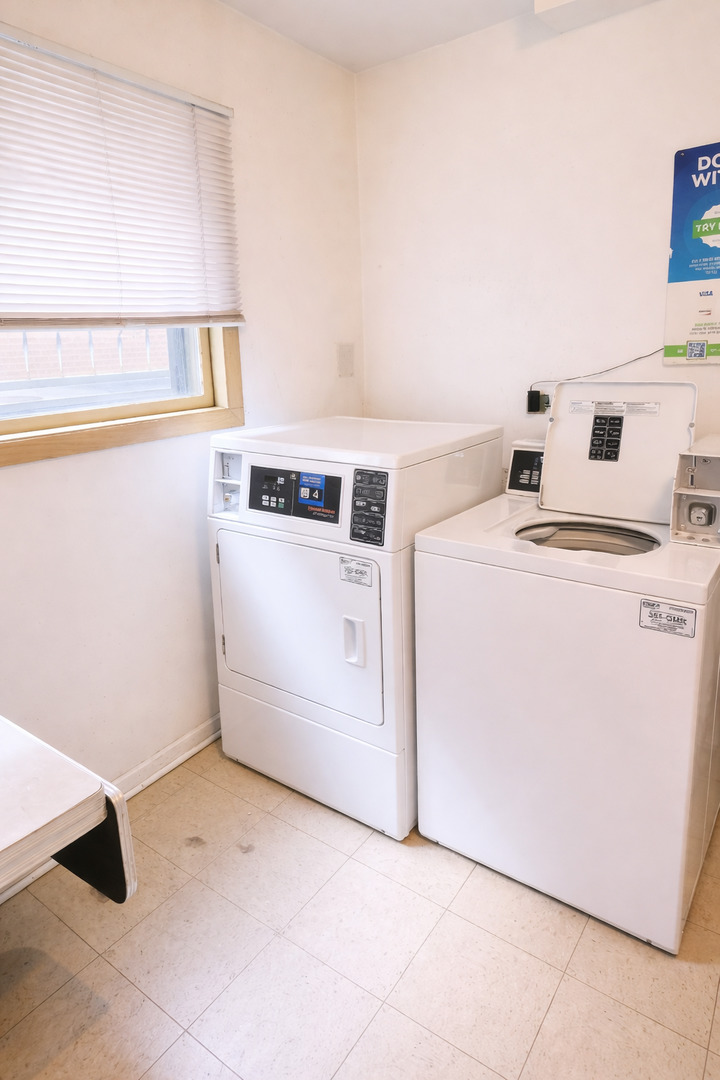 6113 W 64th Place #5, Chicago, IL 60638