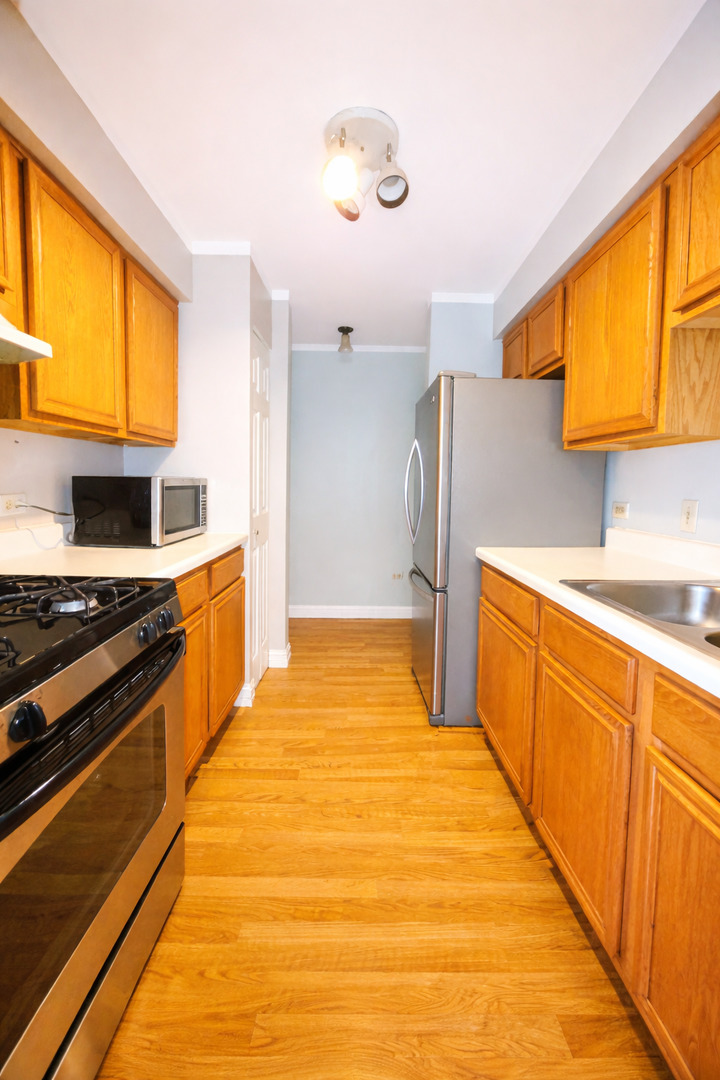 6113 W 64th Place #5, Chicago, IL 60638