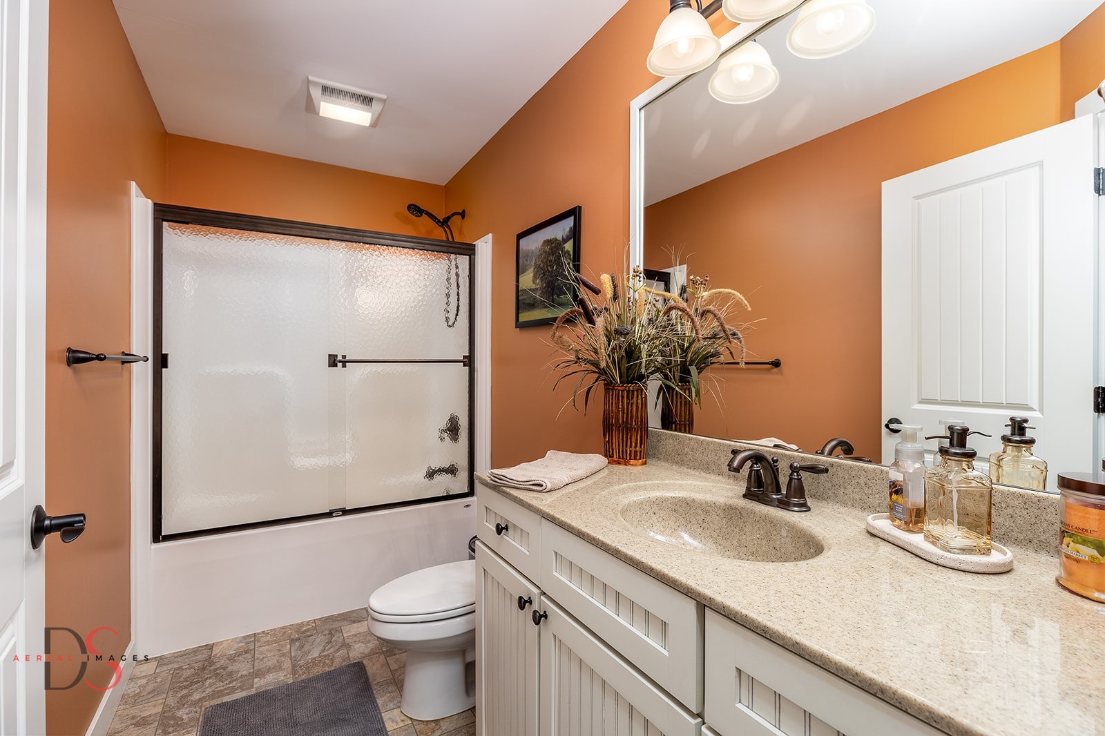 13 River Row, Ottawa, IL 61350