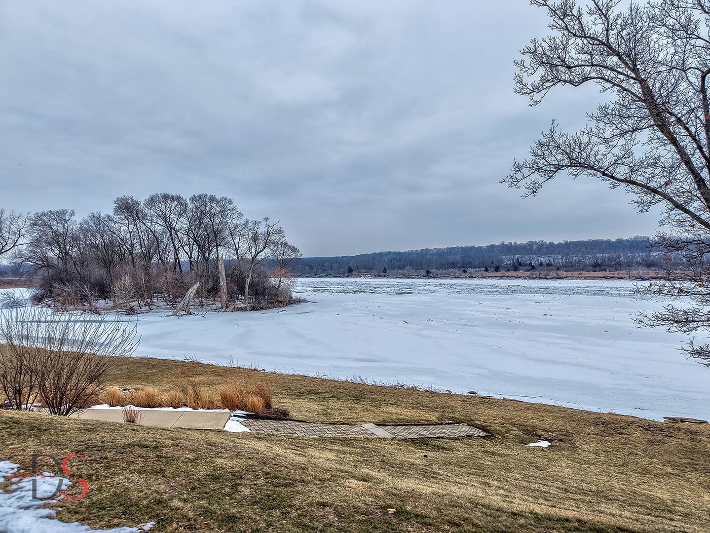 13 River Row, Ottawa, IL 61350