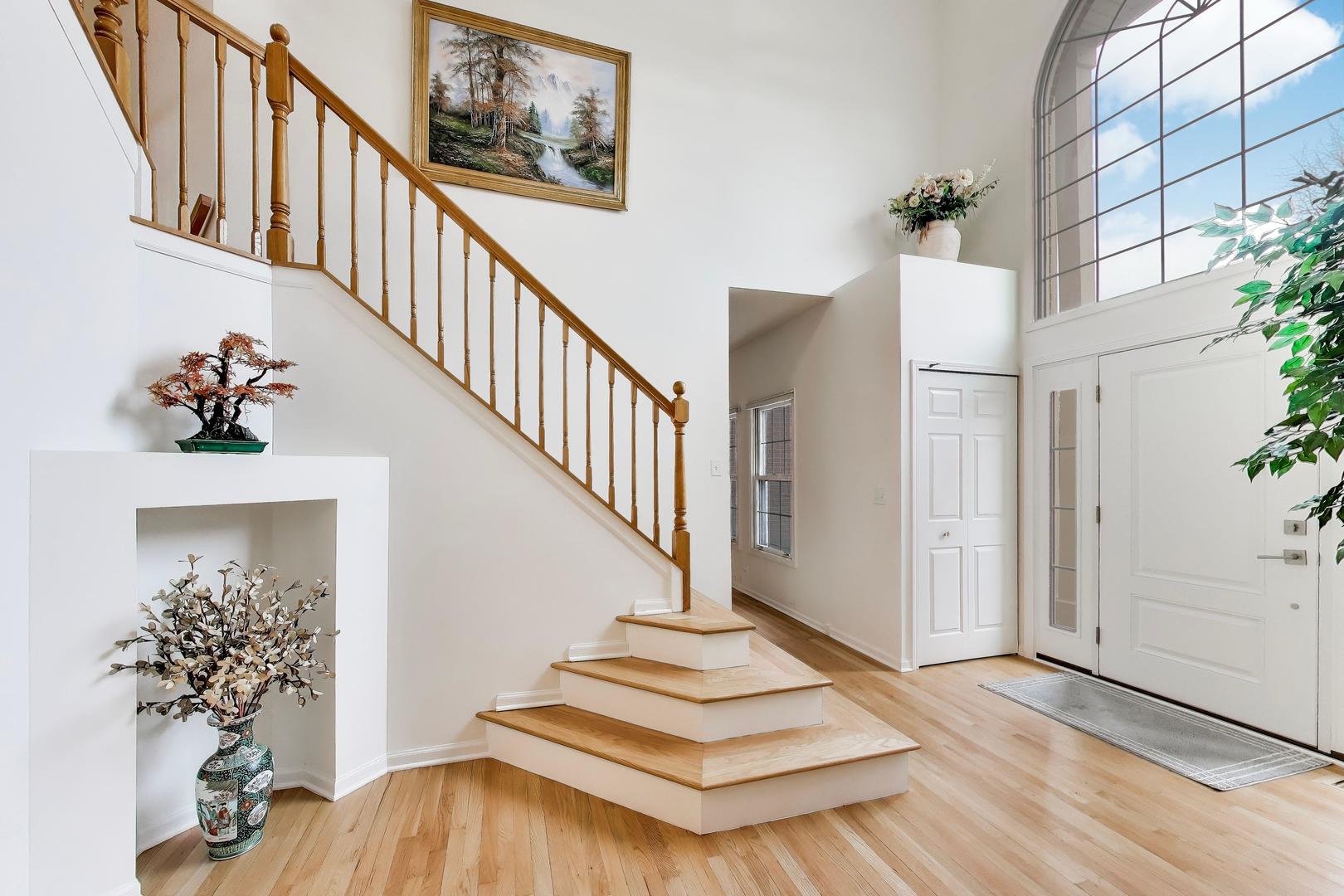 1163 OMalley Drive, Lake Zurich, IL 60047