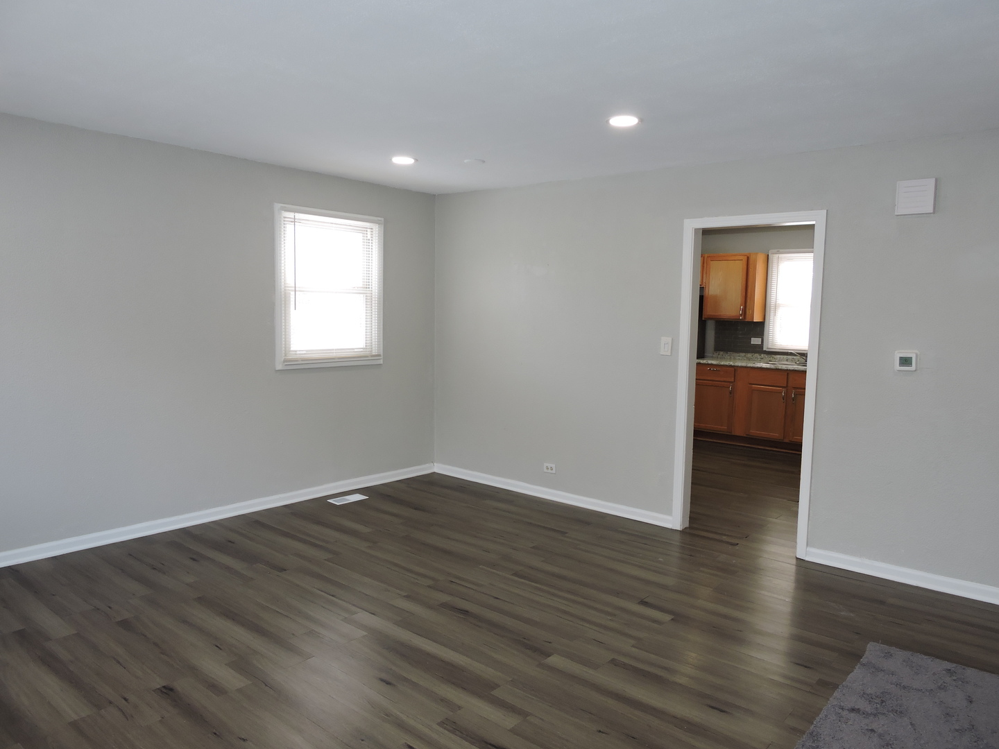 15328 Parkside Drive, Markham, IL 60428