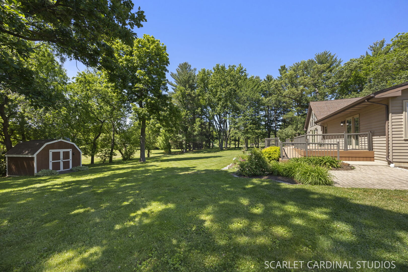 6N368 Oakwood Drive, Campton Hills, IL 60175