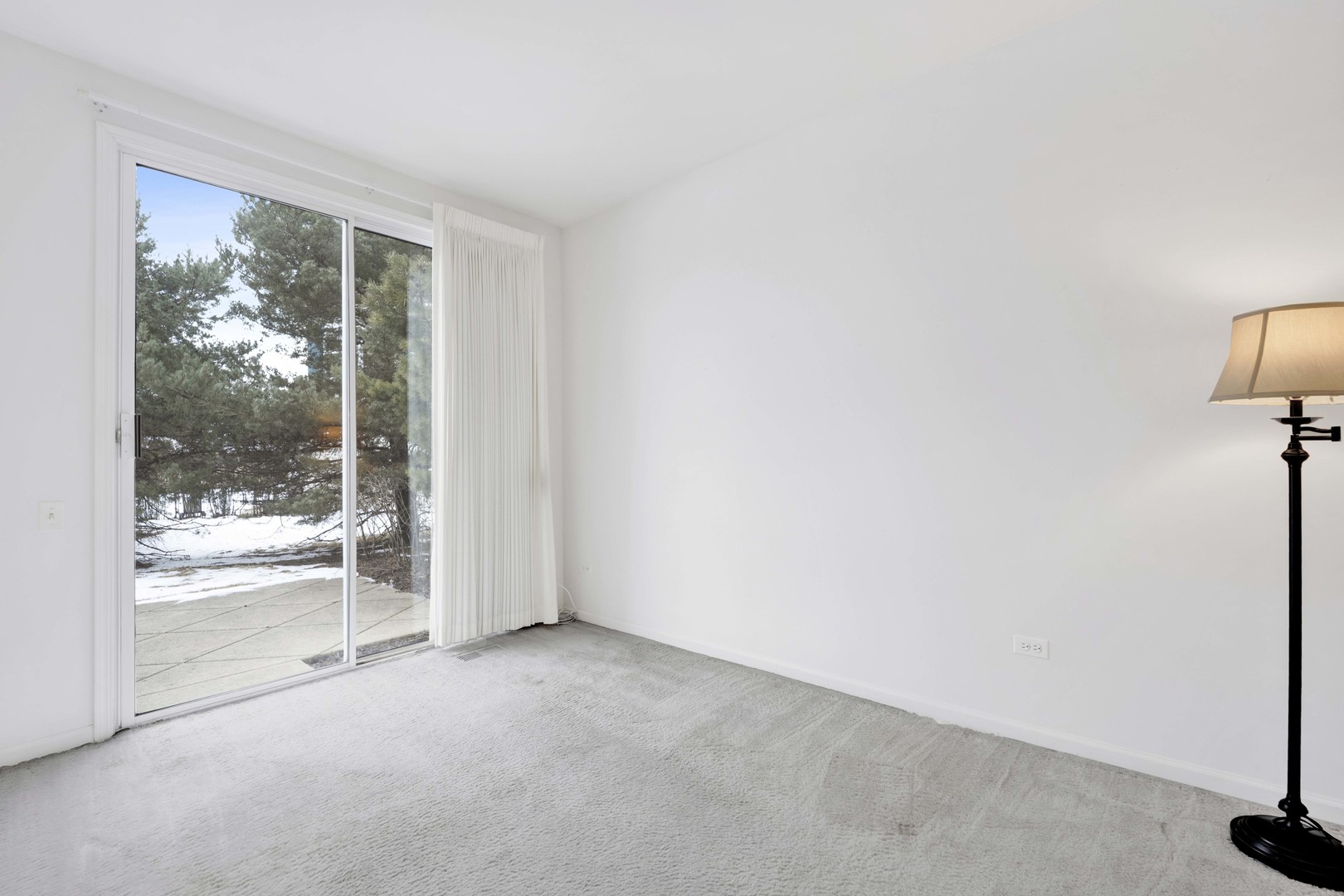 51 Arboretum Drive, Lombard, IL 60148