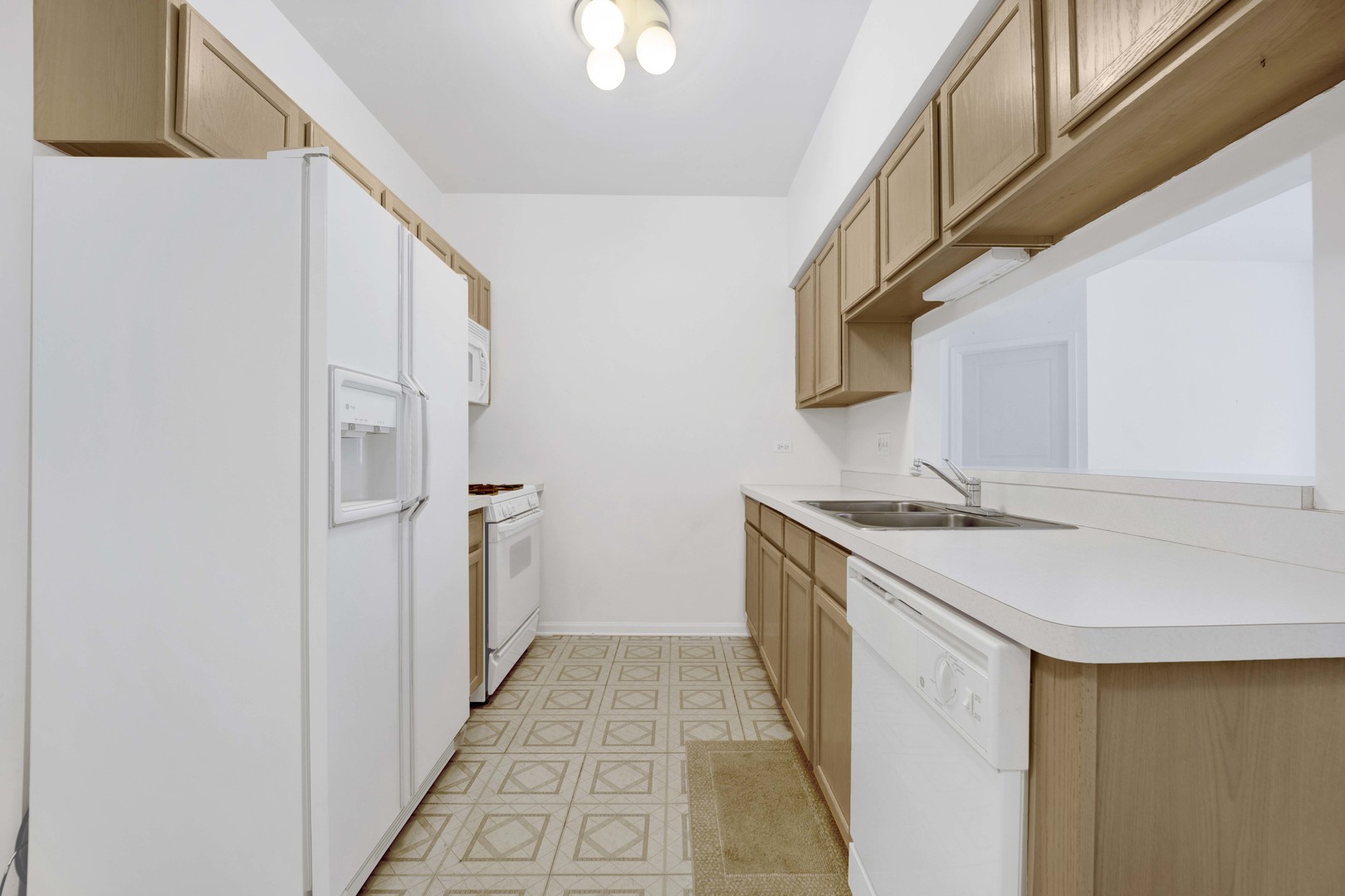 51 Arboretum Drive, Lombard, IL 60148