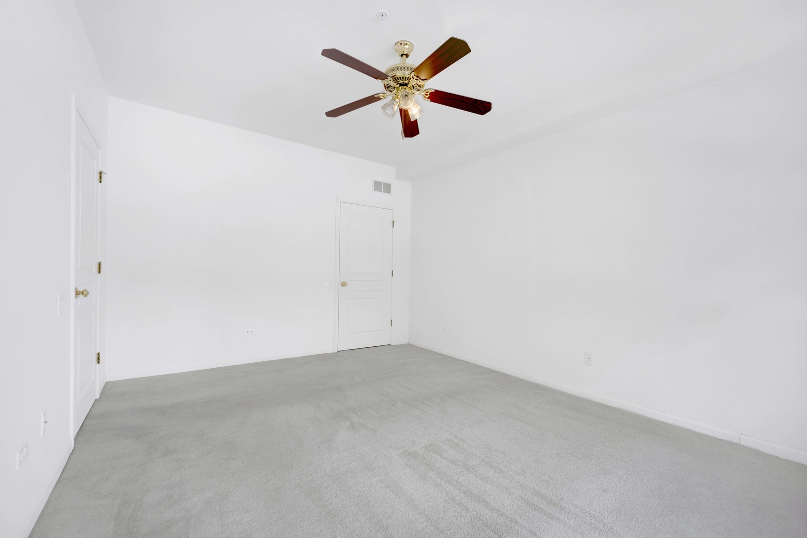 51 Arboretum Drive, Lombard, IL 60148