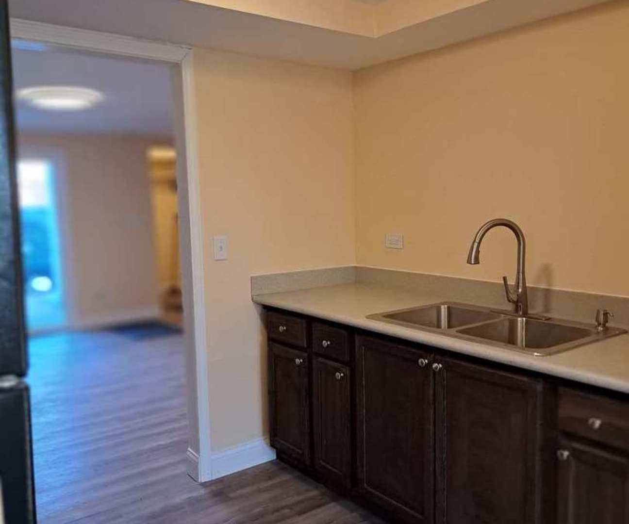 2015 Berkshire Circle #H, Carpentersville, IL 60110