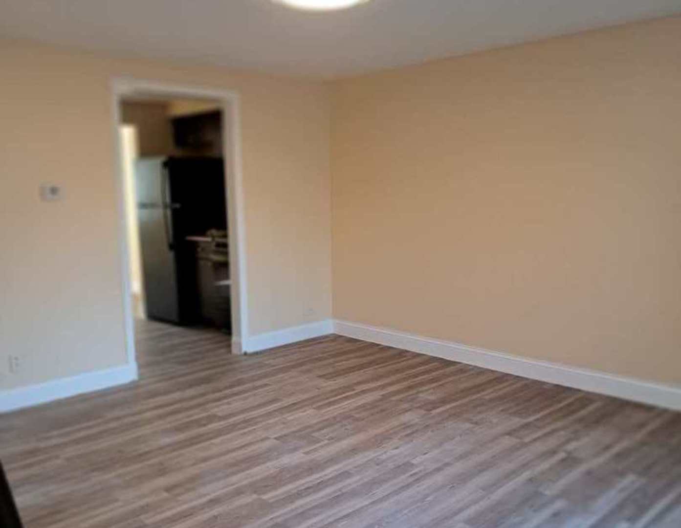 2015 Berkshire Circle #H, Carpentersville, IL 60110