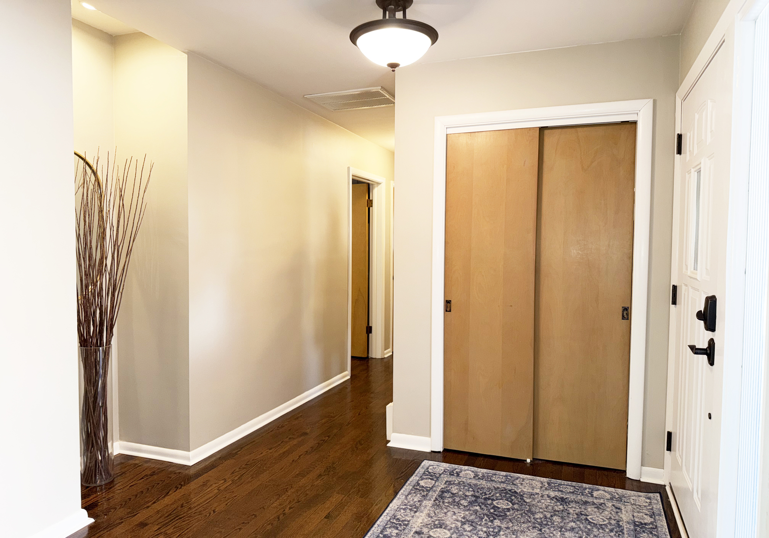 507 S I Oka Avenue, Mount Prospect, IL 60056