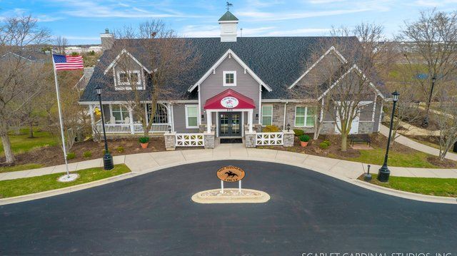 810 Georgetown Drive, Oswego, IL 60543