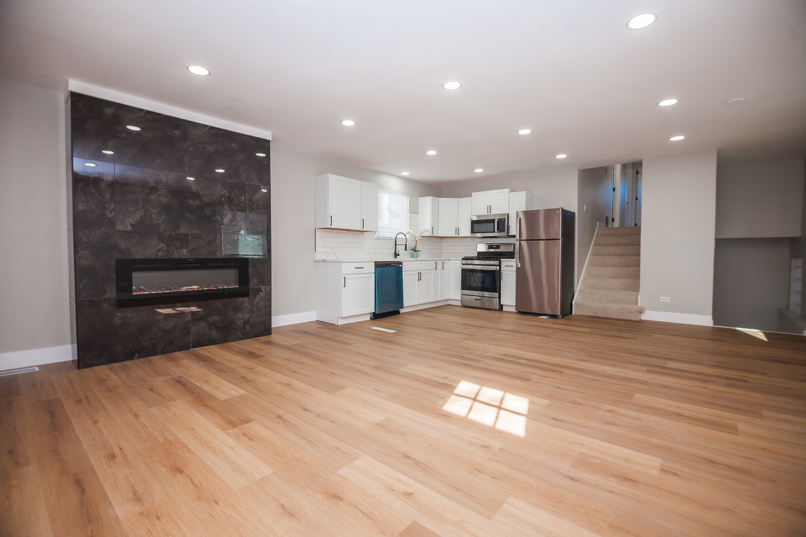 306 W 111th Street, Chicago, IL 60628