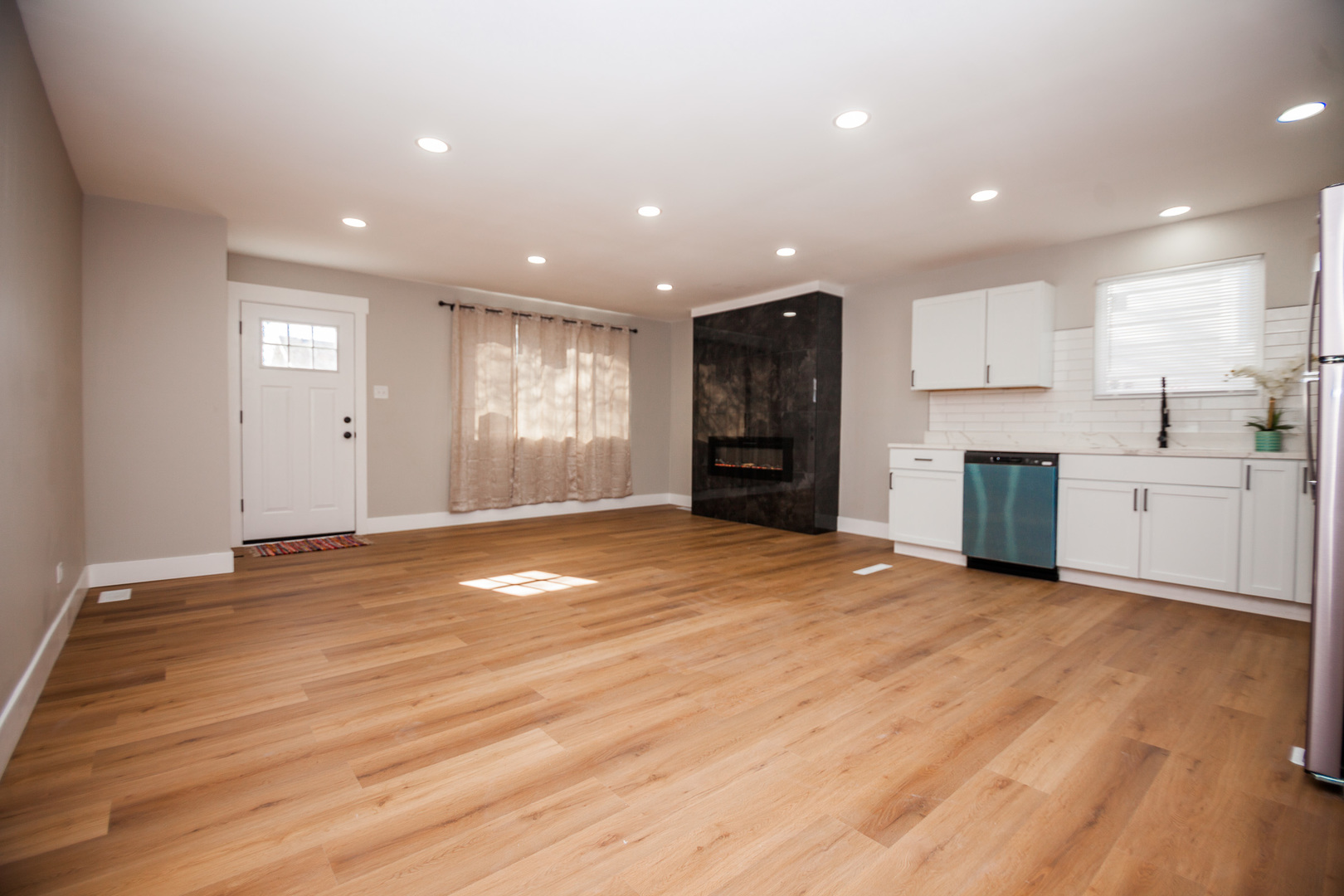 306 W 111th Street, Chicago, IL 60628