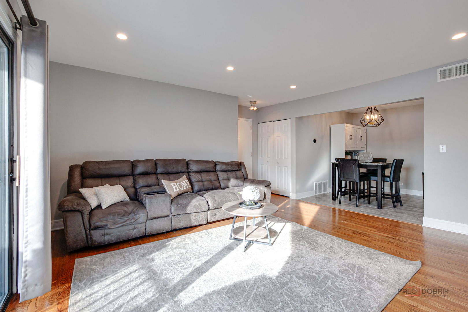 725 Limerick Lane #2D, Schaumburg, IL 60193