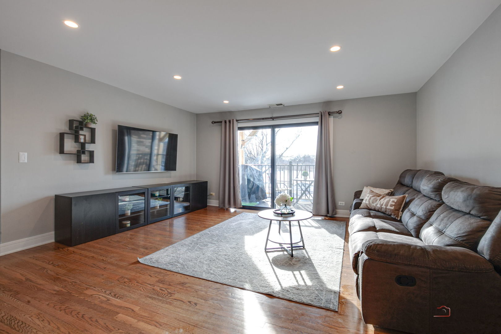 725 Limerick Lane #2D, Schaumburg, IL 60193