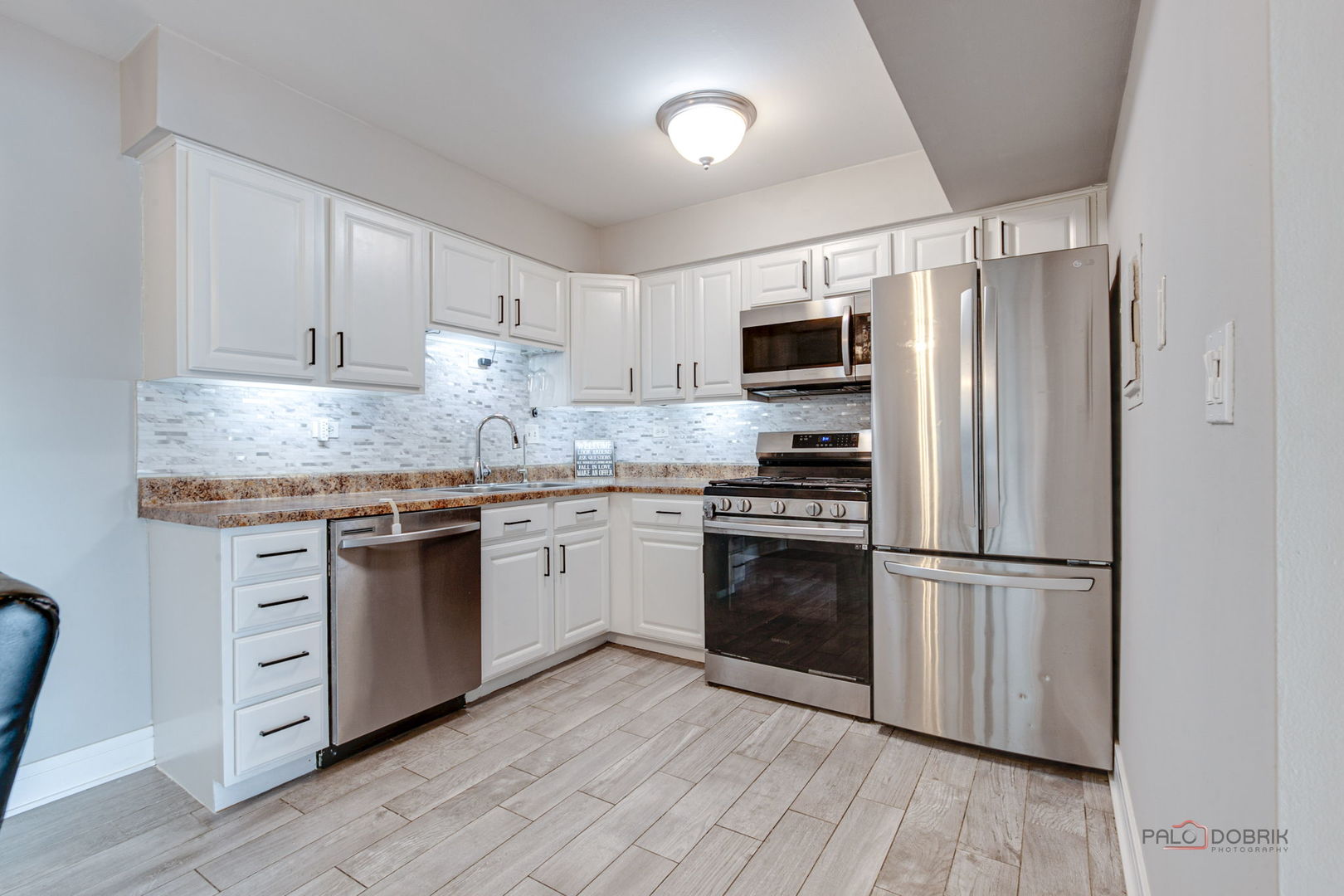 725 Limerick Lane #2D, Schaumburg, IL 60193