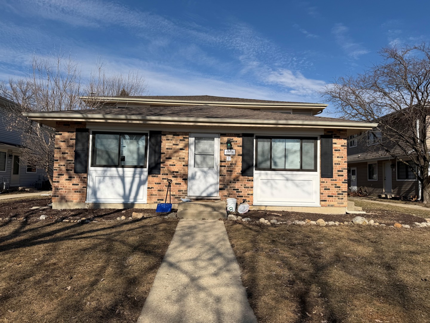 29W526 Winchester Circle #2N, Warrenville, IL 60555