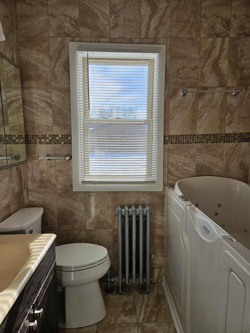 10000 S Michigan Avenue #1, Chicago, IL 60628