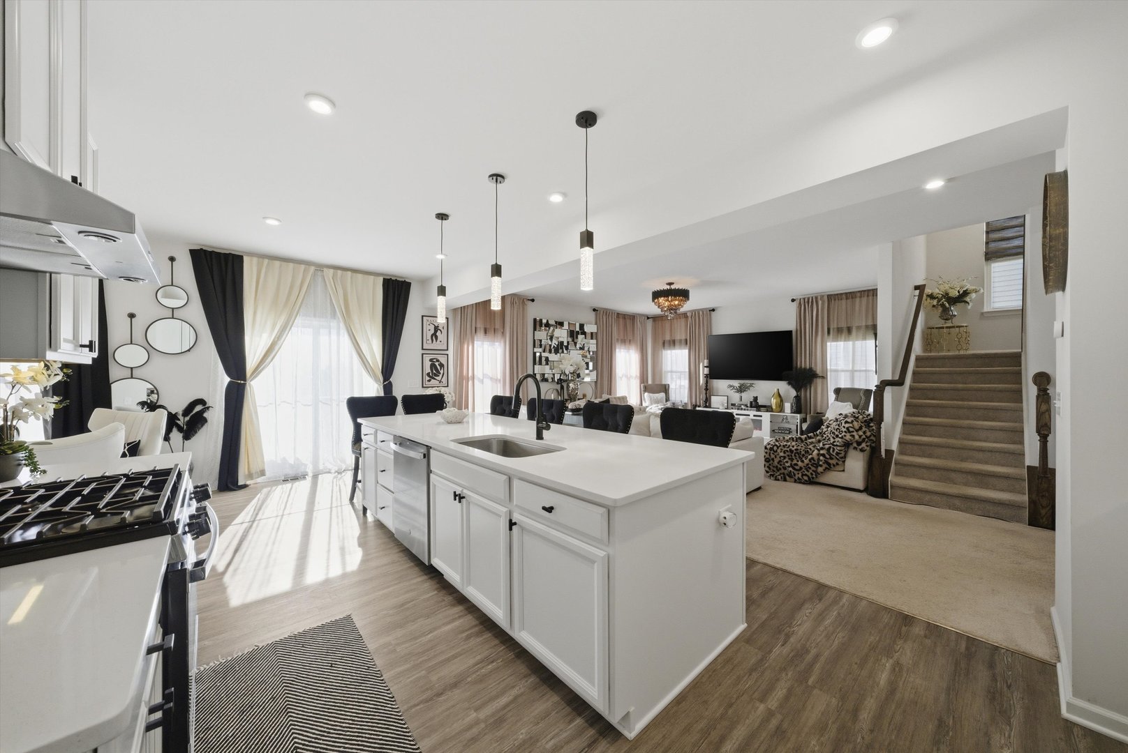 2626 Cielo Court, Montgomery, IL 60538