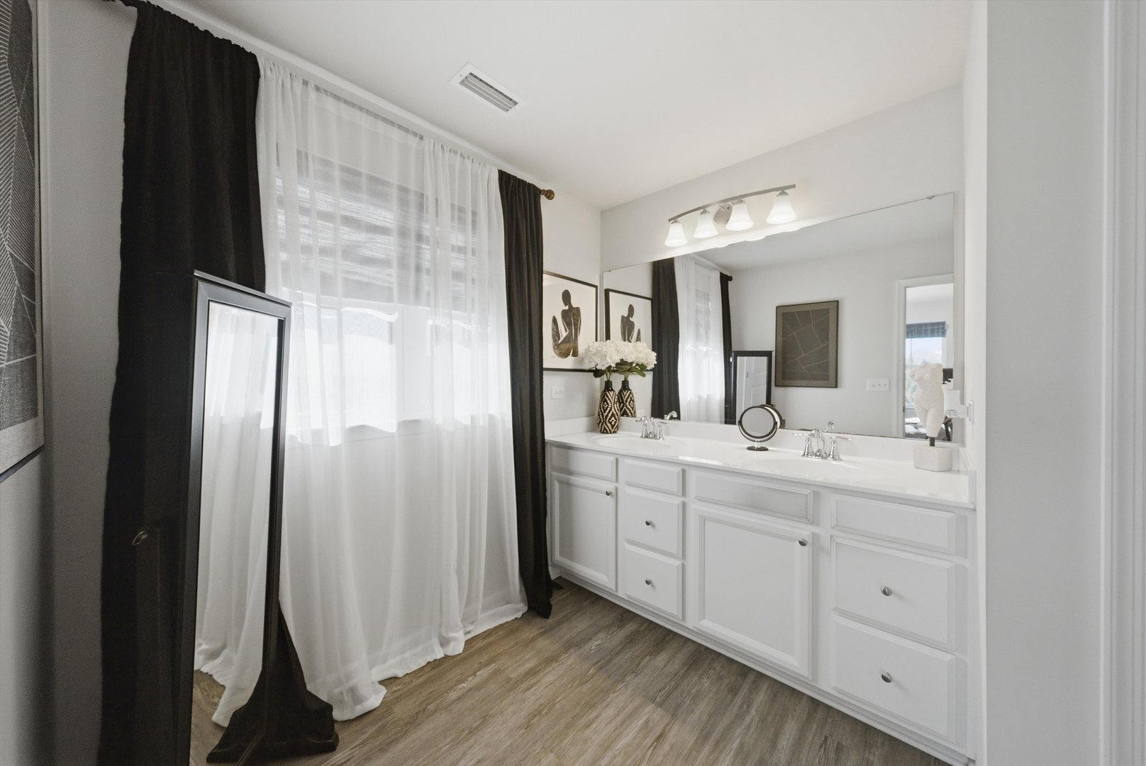 2626 Cielo Court, Montgomery, IL 60538