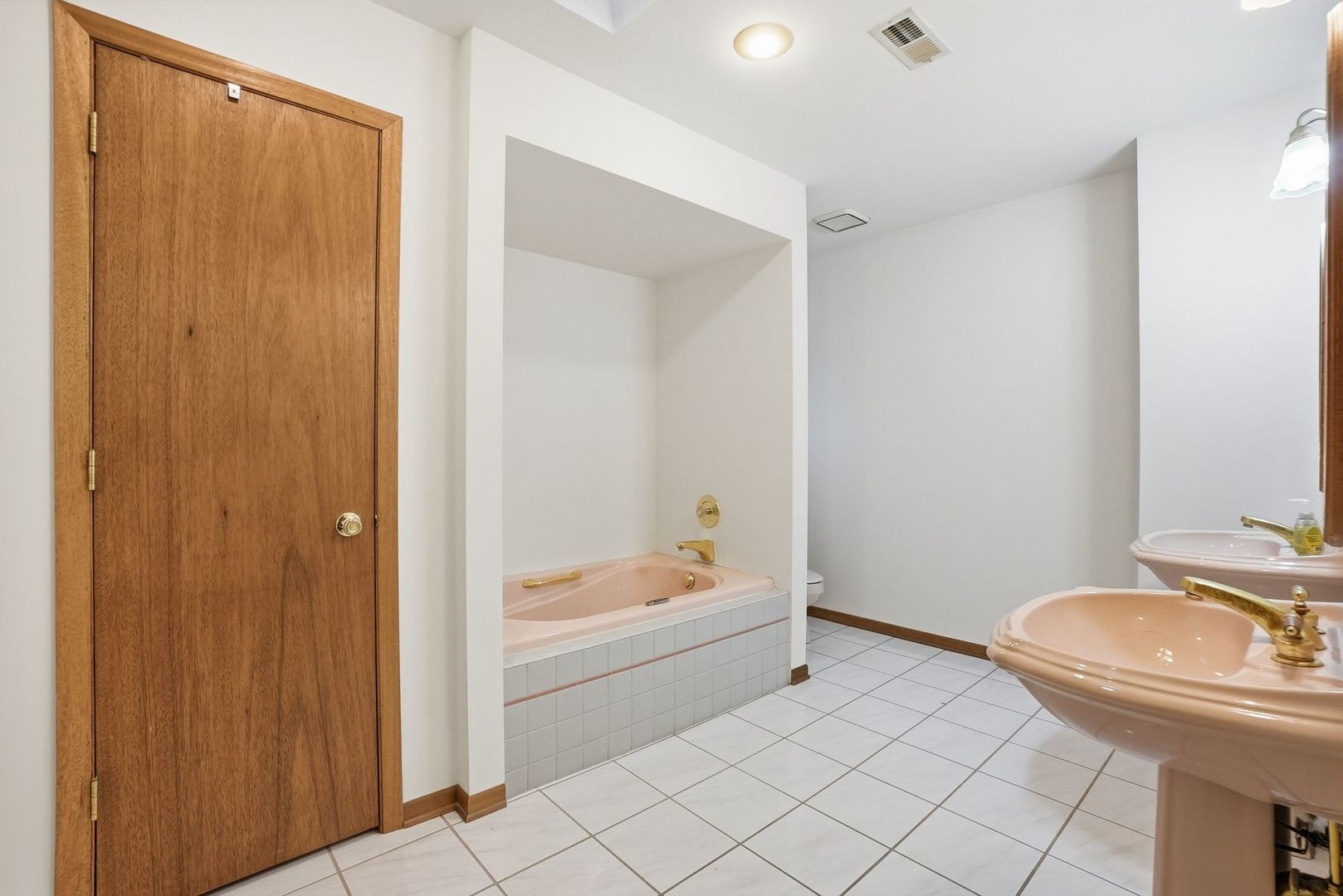 16236 Princeton Avenue, Tinley Park, IL 60477