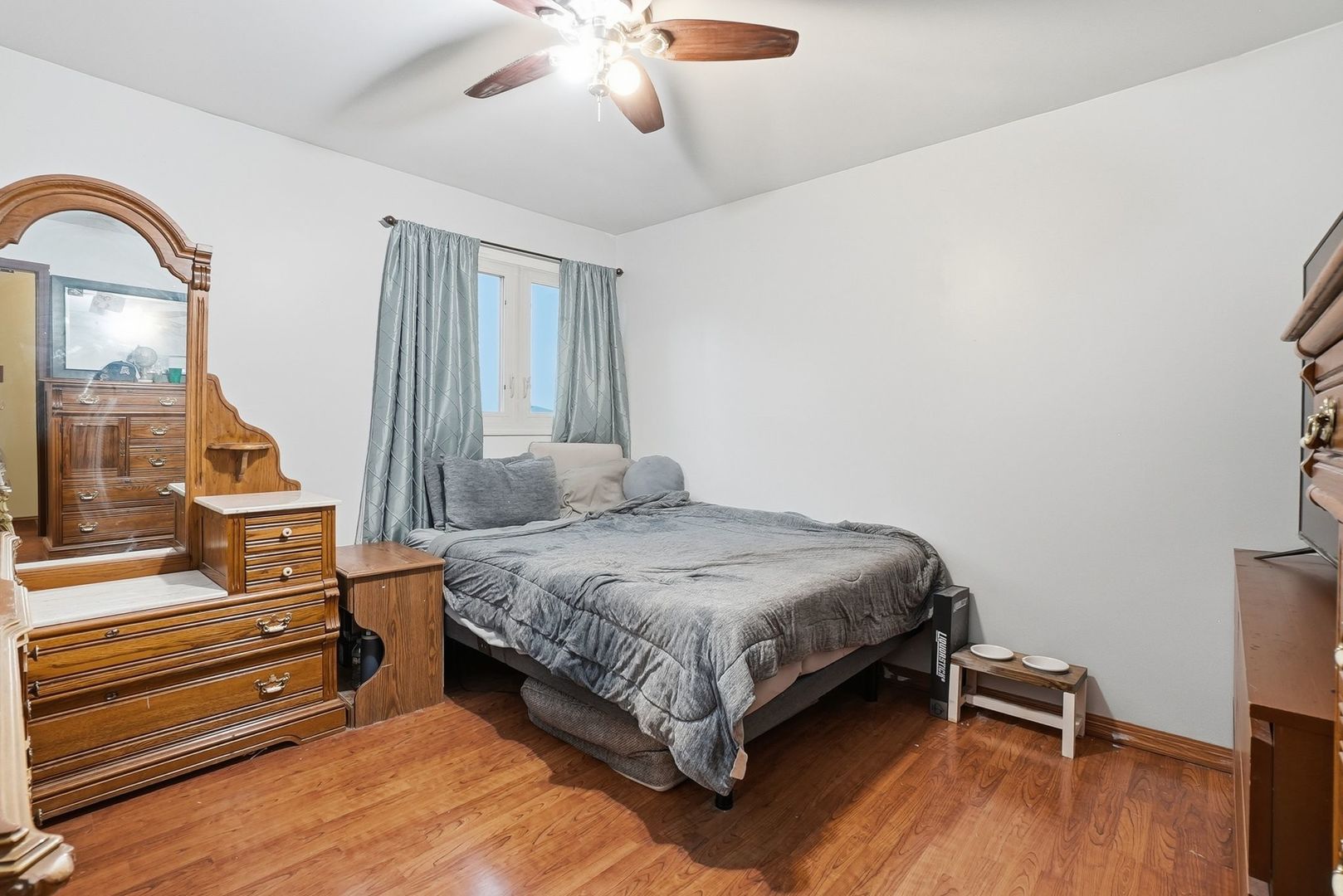 16236 Princeton Avenue, Tinley Park, IL 60477