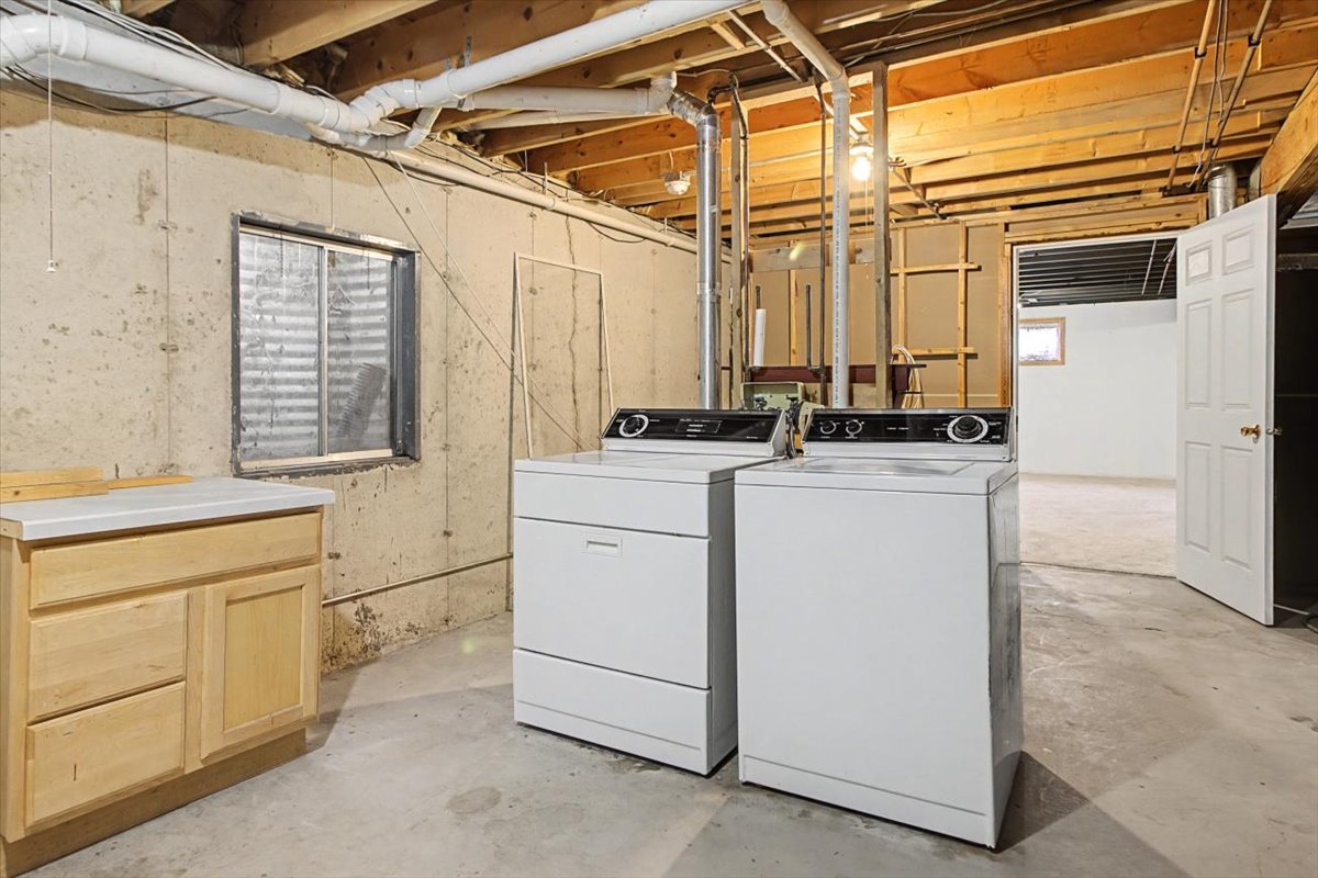 1816 Doris Road, Lake Holiday, IL 60548