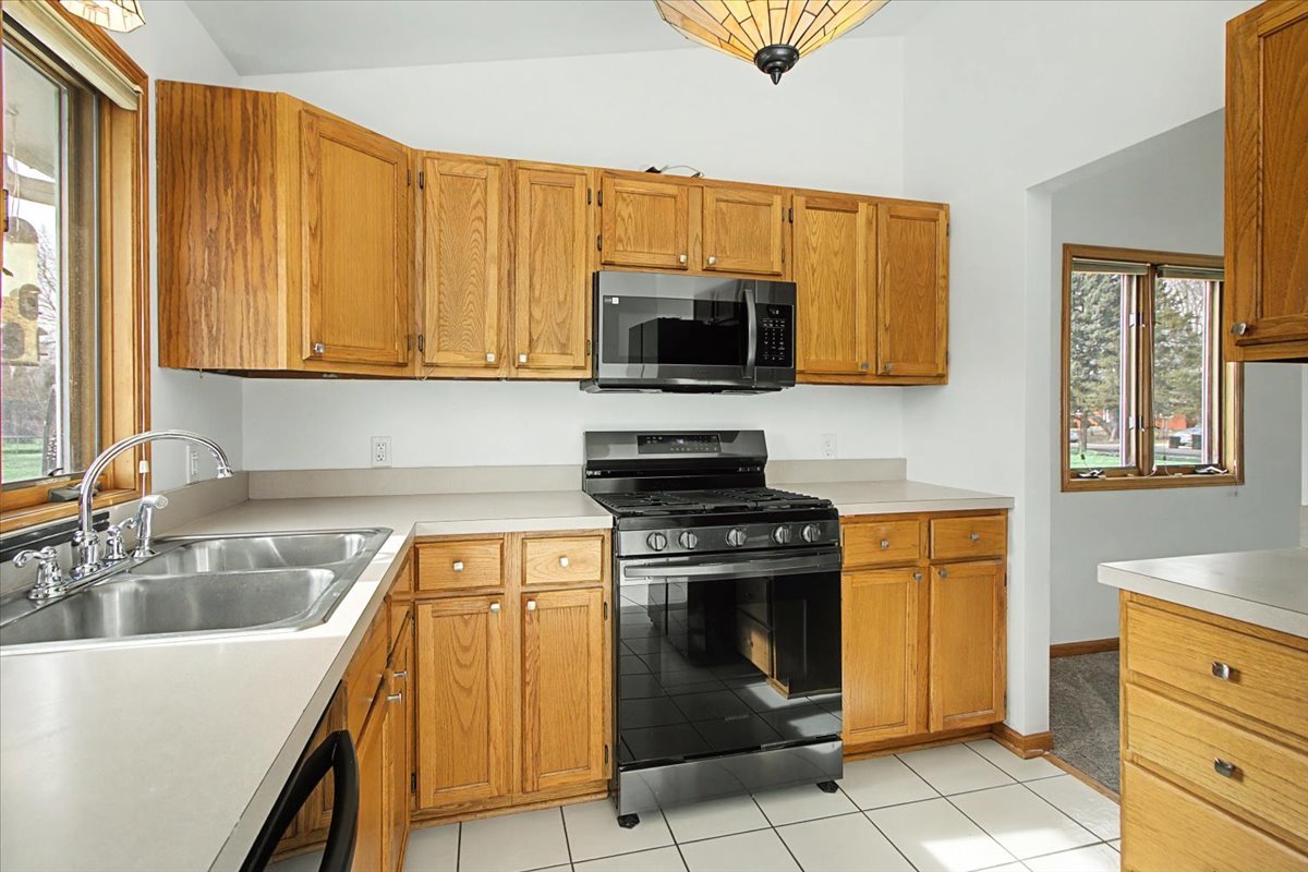 1816 Doris Road, Sandwich, IL 60548