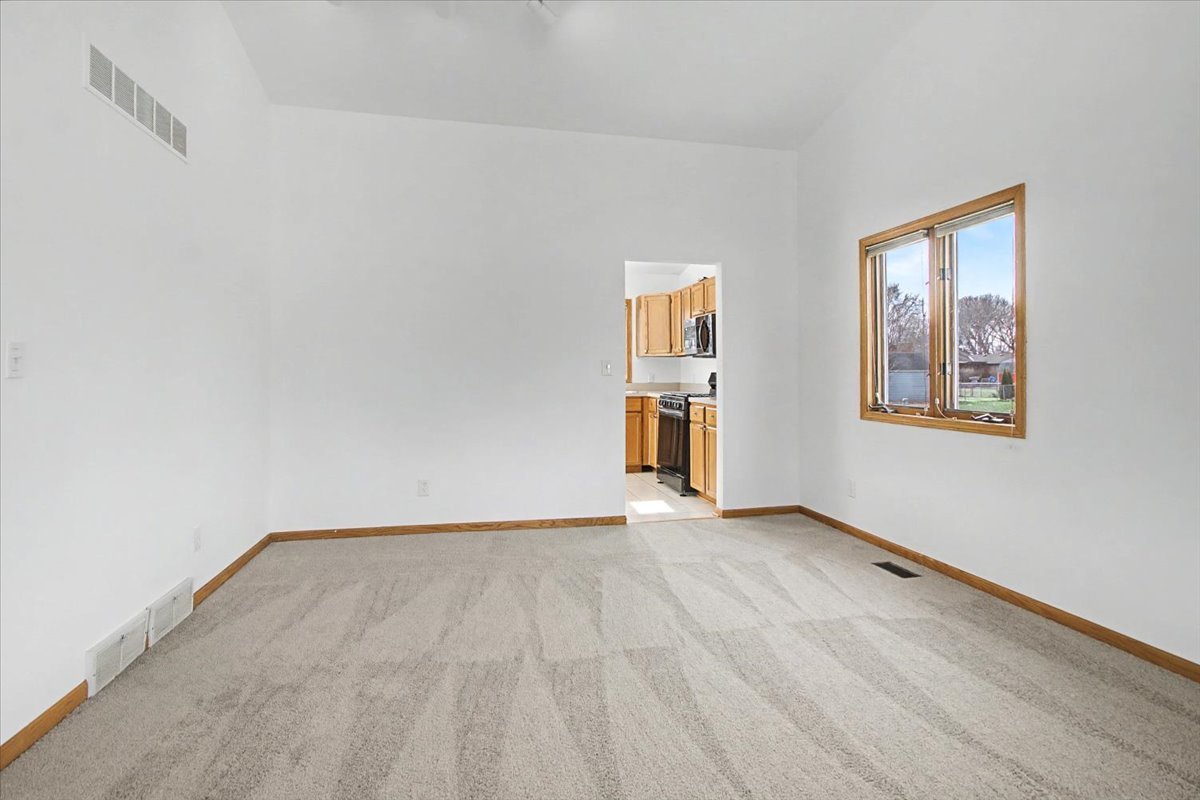 1816 Doris Road, Sandwich, IL 60548