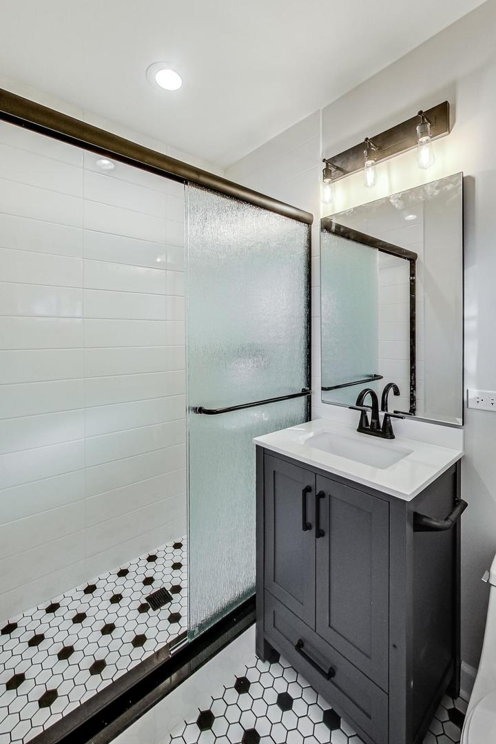 6113 S Kostner Avenue, Chicago, IL 60629