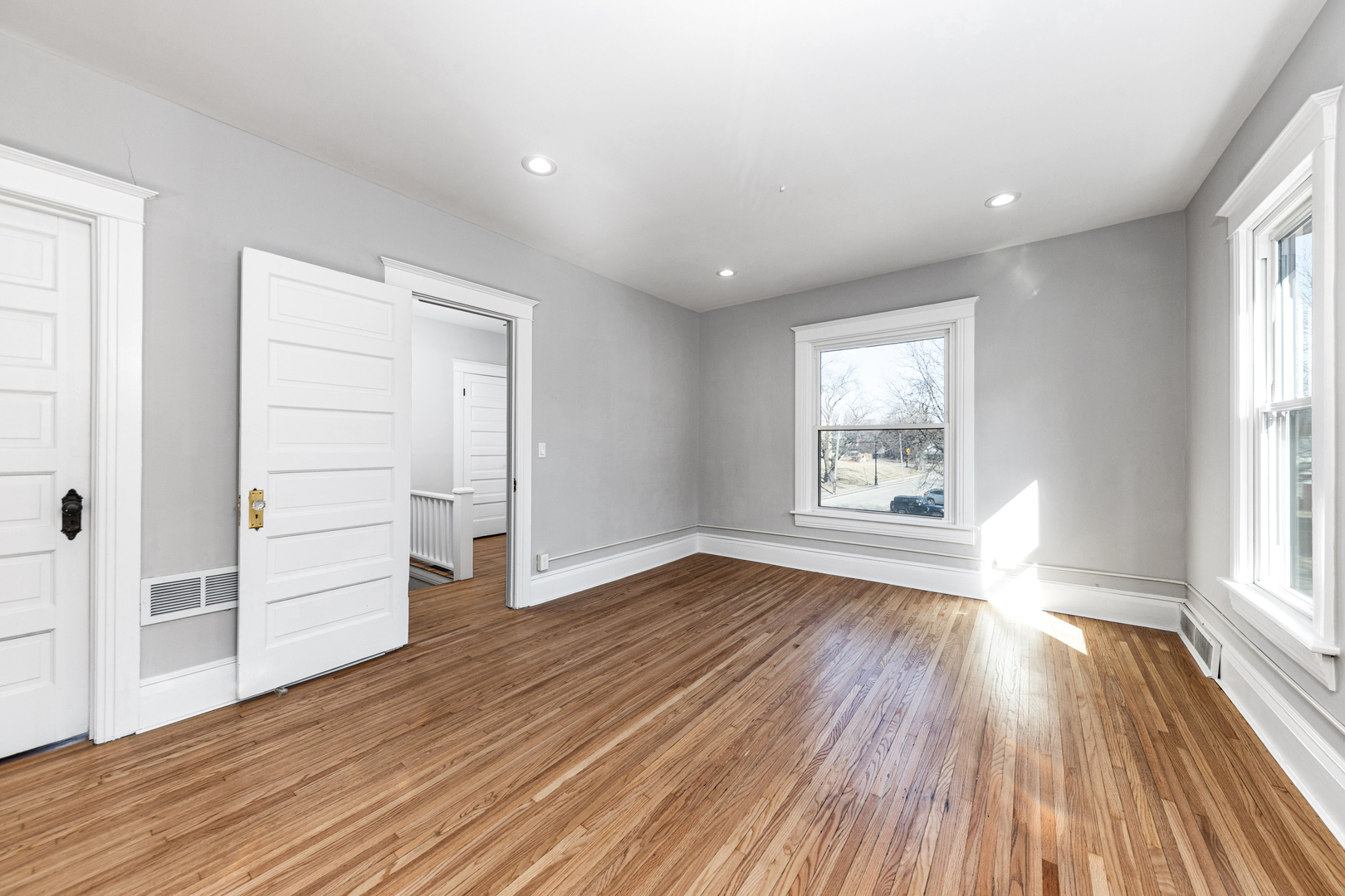 416 Buell Avenue, Joliet, IL 60435