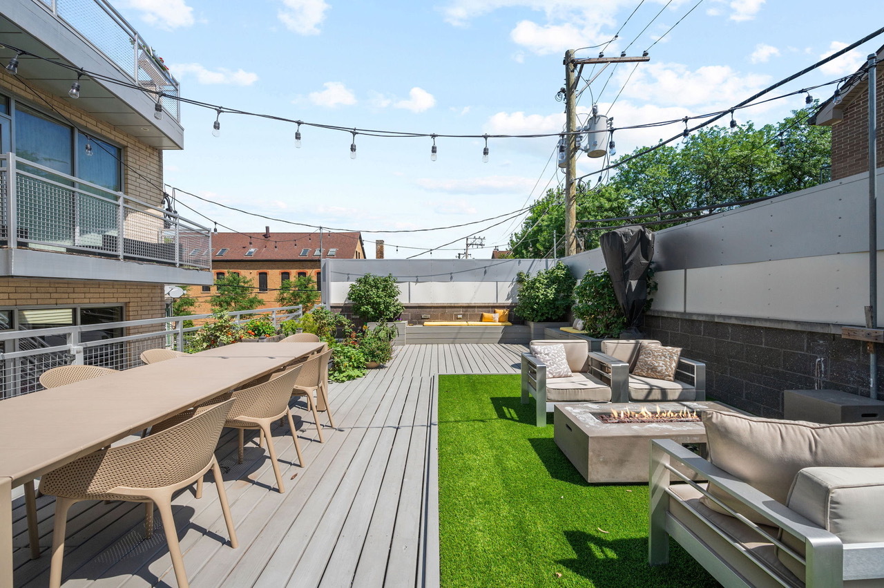 1437 W Diversey Parkway #1W, Chicago, IL 60614